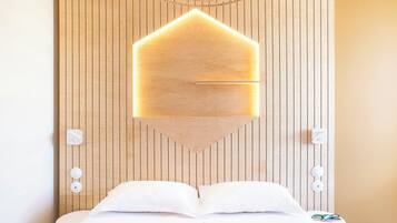 Dobbeltrom – classic | Lydisolert, wi-fi (inkludert) og sengetøy