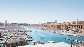 Phòng đôi, quang cảnh cảng | Phòng cách âm, truy cập Internet không dây miễn phí, bộ trải giường