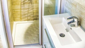 Unclassified image, 5 of 7, button - Palmes d'Or Properties - Ref DUNES (Cannes)