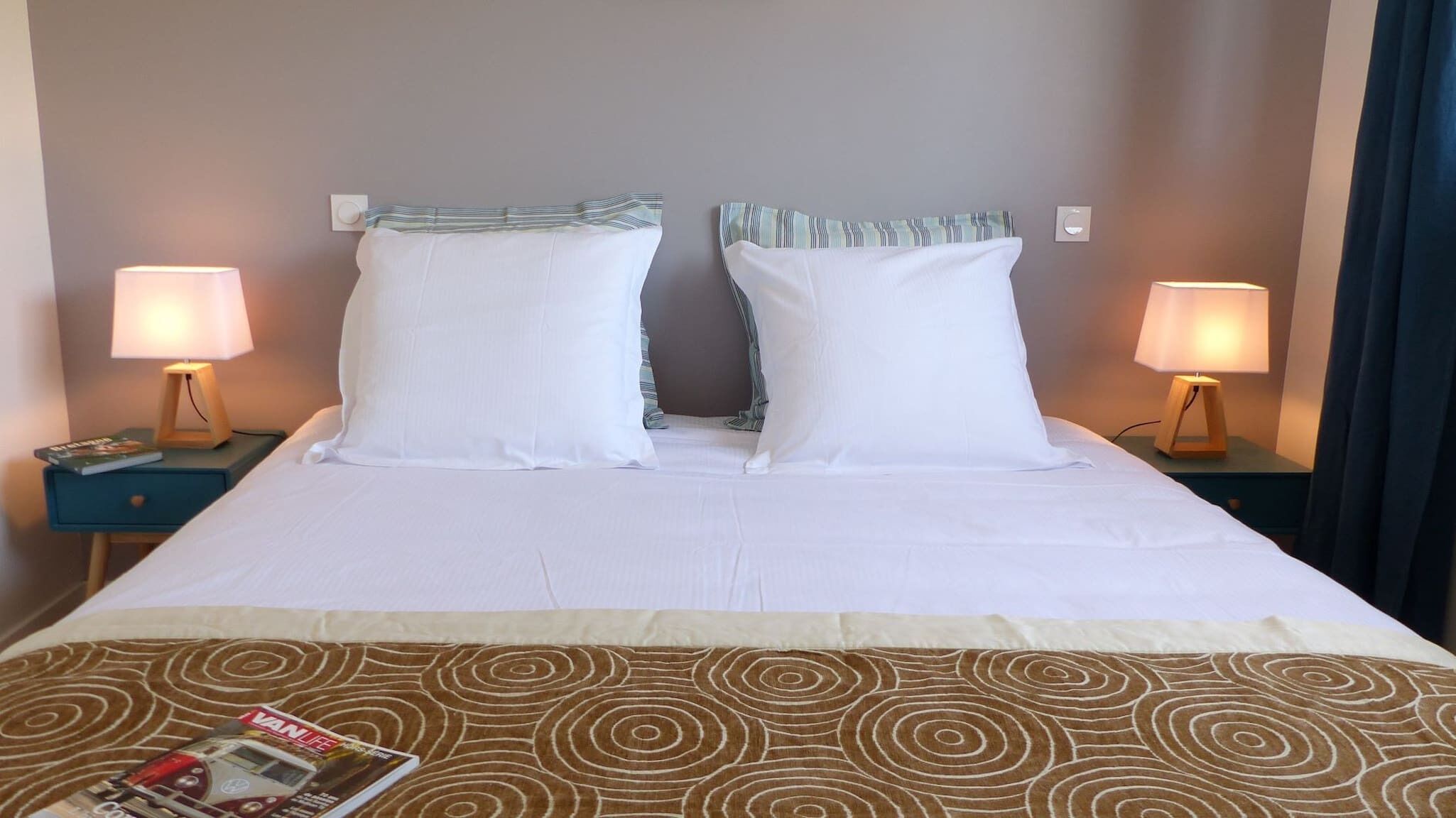 5 bedrooms, iron/ironing board, free WiFi, bed sheets