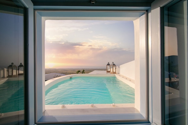Panoramic Cave Suite, Jetted Tub, Sea View & Sunset View | View from room