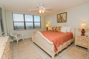 2 室のベッドルーム、アイロン / アイロン台、WiFi (無料)、ベッドシーツ