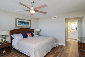2 slaapkamers, een strijkplank/strijkijzer, gratis wifi, beddengoed