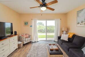 Fernseher, DVD-Player