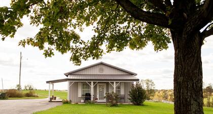 Holland Country Cottage is located in the Golden Triangle!