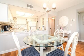 Dining - Ocean Village Club Condo C24 (St. Augustine)