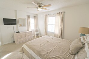 2 soverom, strykejern/-brett, wi-fi (inkludert) og sengetøy