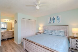 2 makuuhuonetta, silitysrauta/-lauta, ilmainen Wi-Fi, vuodevaatteet