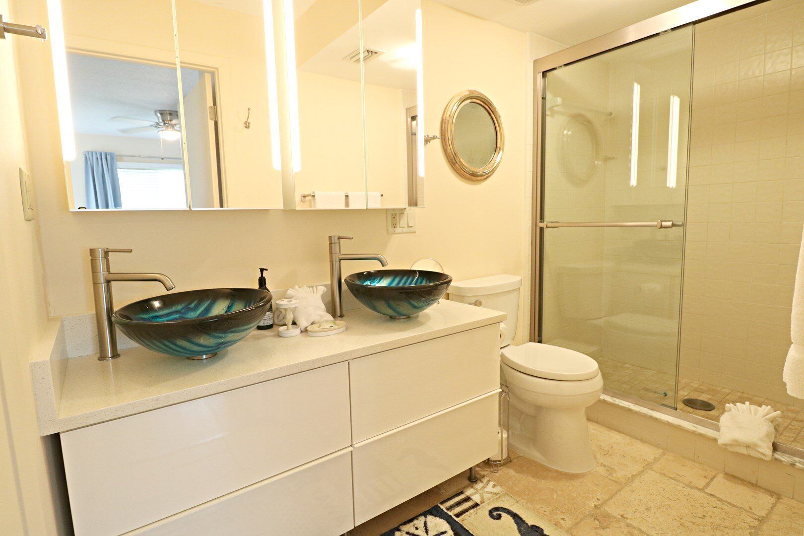 Bathtub, hair dryer, towels, soap