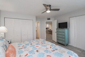 2 quartos, ferros/tábuas de passar roupa, Wi-Fi de cortesia