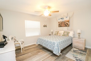 2 bedrooms, iron/ironing board, free WiFi, bed sheets