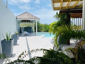 Alberca al aire libre 