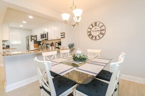 Dining - SABTC 401--Beautiful Direct Ocean View Three Bedroom Condo (St. Augustine)