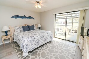 2 室のベッドルーム、アイロン / アイロン台、WiFi (無料)、ベッドシーツ