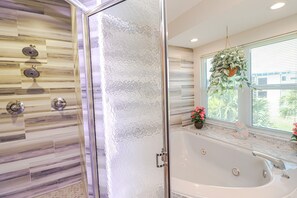 Bathtub, hair dryer, towels