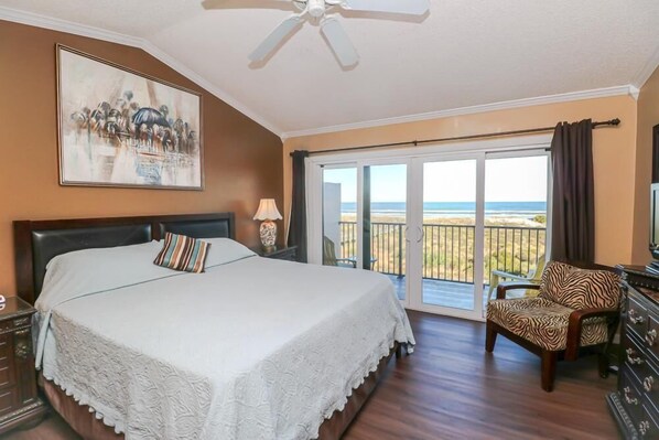 2 makuuhuonetta, silitysrauta/-lauta, ilmainen Wi-Fi, vuodevaatteet