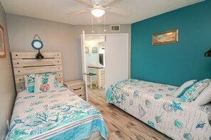 2 bedrooms, iron/ironing board, free WiFi, bed sheets