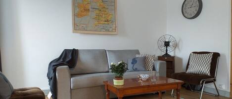 TV, books