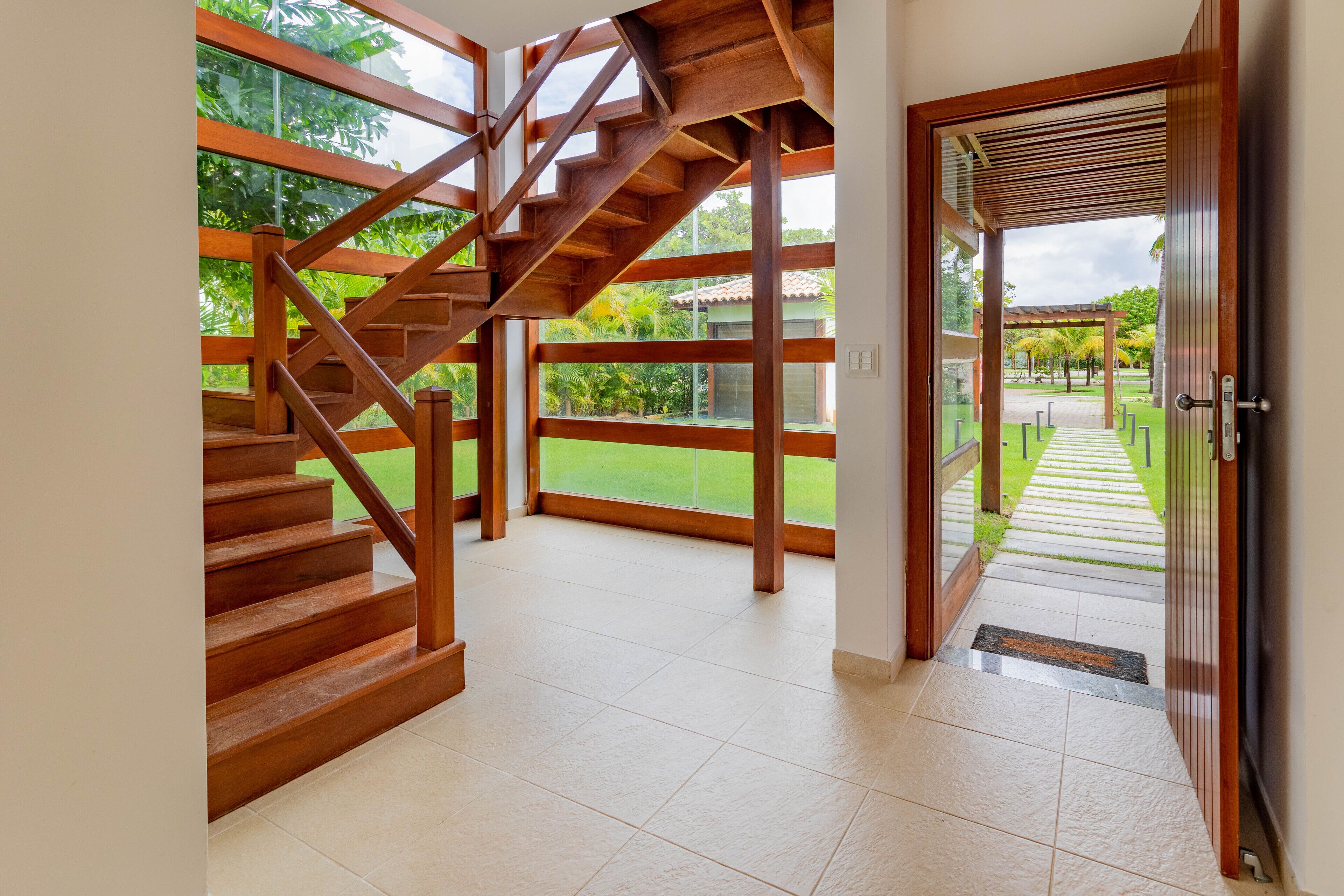 Casa | Sala de estar | TV LCD 60 polegadas com canais a cabo, TV