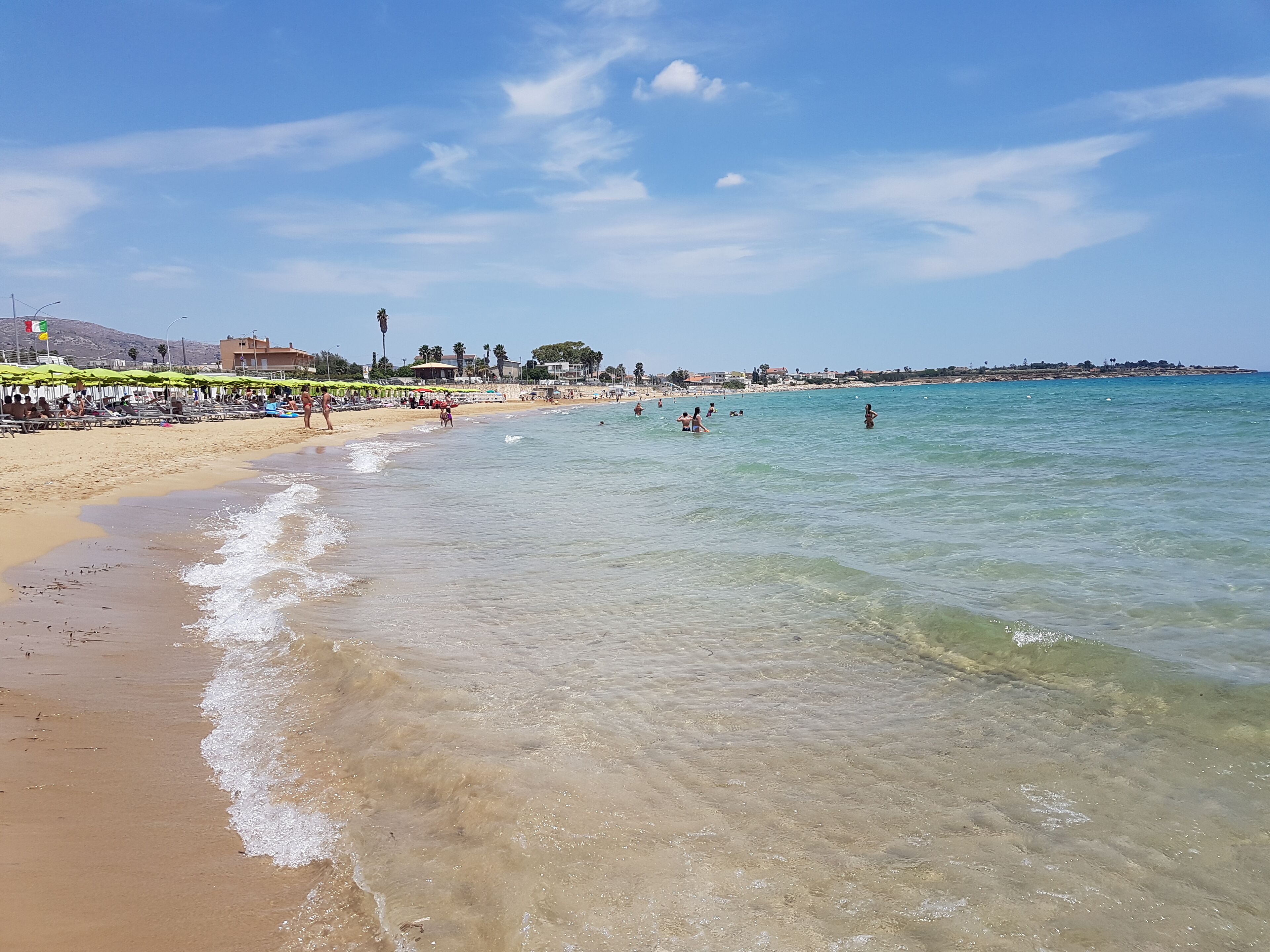 بالقرب من الشاطئ