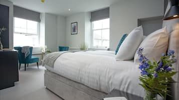 1 bedroom, iron/ironing board, internet, bed sheets