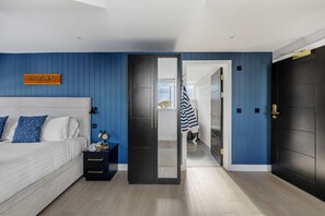 1 bedroom, iron/ironing board, internet, bed sheets - Provident, Maritime Suites -  Free Wi-Fi, Smart TV, Freestanding Bath, Sea View (Brixham)