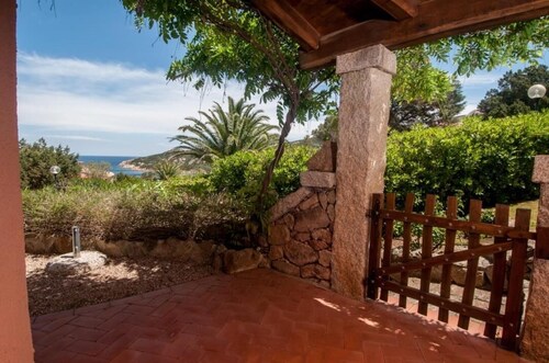 Baja Sardinia Grazioso Appartamento Vicino AL Mare