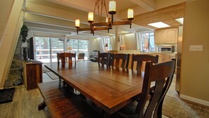 Dining room - Agate Bay Chalet (Carnelian Bay)