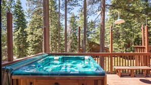 House, Multiple Beds (Bristol's Edge) | Spa