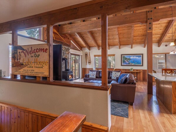 House, Multiple Beds (Bristol's Edge) | Lobby