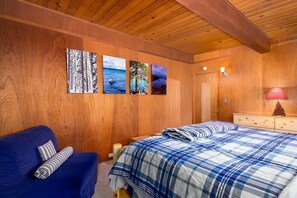 House, Multiple Beds (The Raccoon Shanty) | 2 bedrooms, individually decorated, individually furnished - The Raccoon Shanty (Kings Beach)