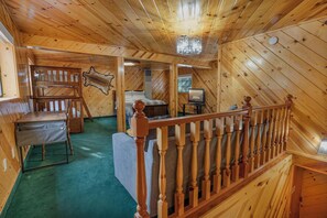House, Multiple Beds (Kingswood Manor) | 4 bedrooms, individually decorated, individually furnished, desk - Kingswood Manor (Kings Beach)