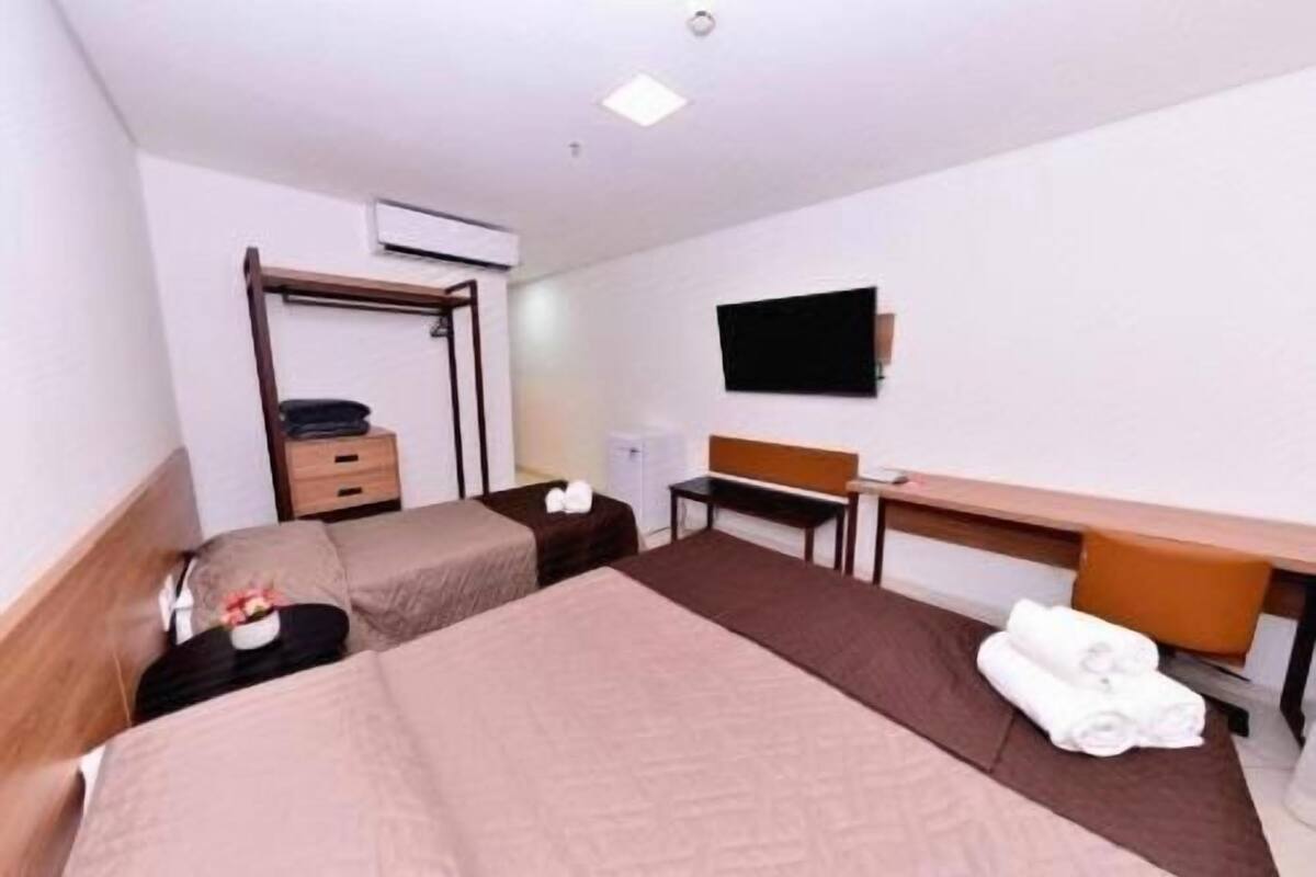 Memory foam beds, minibar, WiFi (free), bed sheets