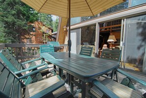 House, Multiple Beds (Runnymeade Cottage) | Balcony