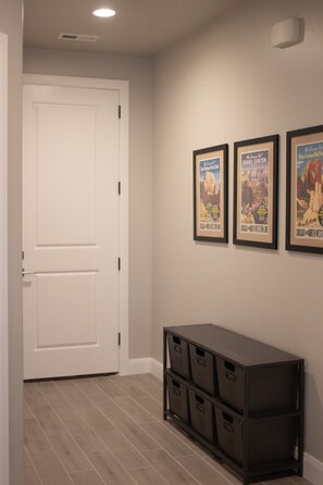 Interior - No cleaning fee! Zion Village Resort, near Zion National Park (Hurricane)