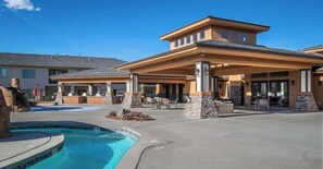 Outdoor pool, a heated pool