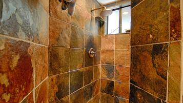 House, 1 Queen Bed with Sofa bed (The Gingerbread Cottage) | Bathroom | Heated floors, towels, soap, toilet paper