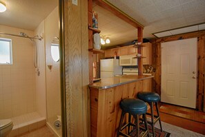 House, 1 Queen Bed (The Jack McCarthy Cabin) | Private kitchen - The Jack Mccarthy Cabin (Kings Beach)