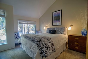 Condo, Multiple Beds (The Jewel Box)