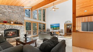 Maison, plusieurs lits (The Wildwood Lodge) | Coin séjour