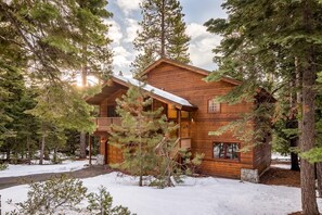 Hus - flera sängar (The Wildwood Lodge) | Exteriör