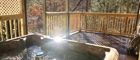 Outdoor spa tub