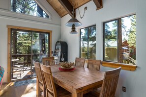 House, Multiple Beds (Patt's Place) | Private kitchen