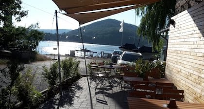 Ferienwohnung Direkt am Strand mit Edersee Blick / Edertal/ Rehbach