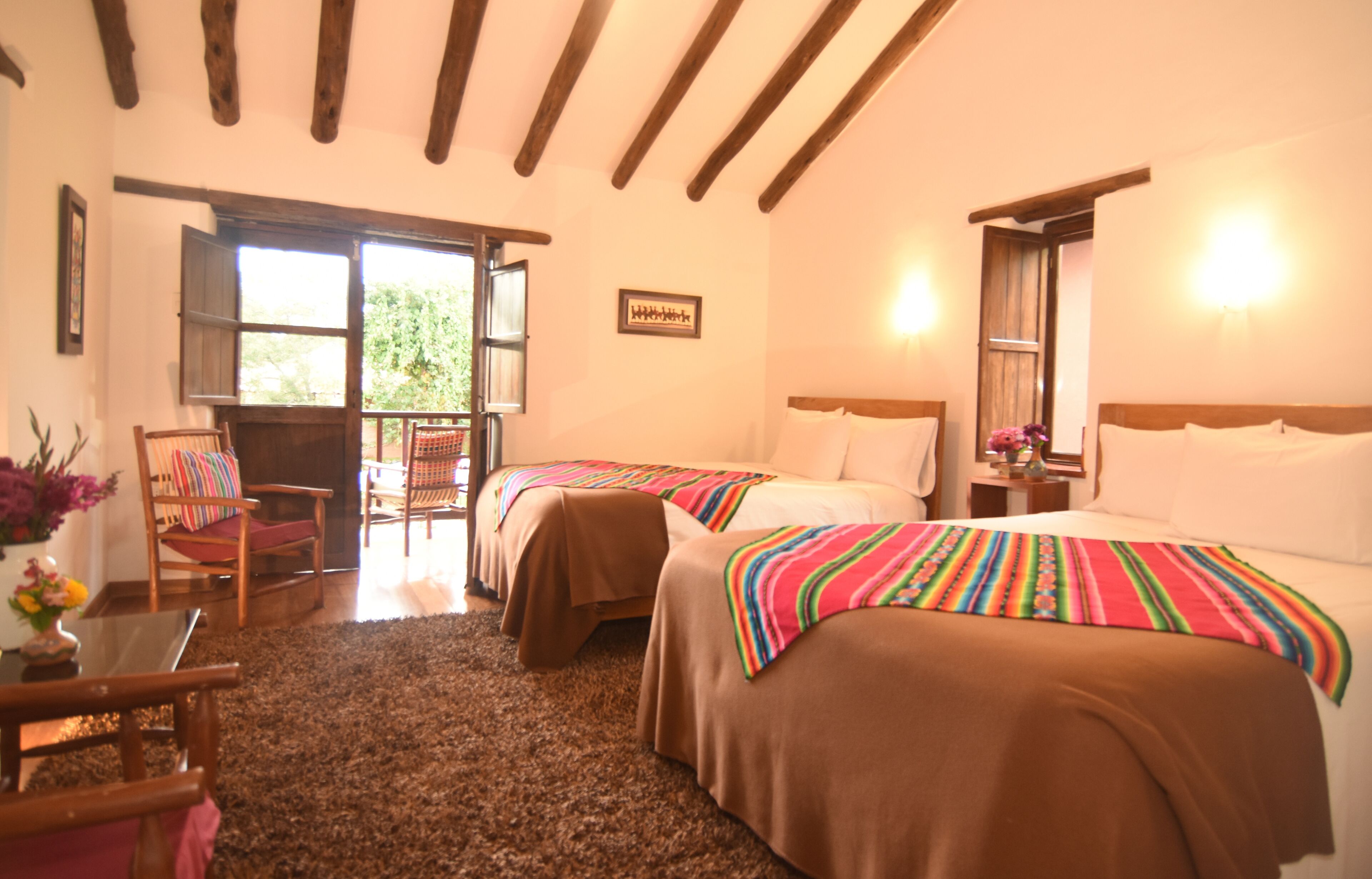 1 chambre, coffres-forts dans les chambres, fer et planche à repasser