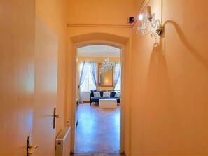 Interior - Sisi-schloss Rudolfsvilla, Apt. Franz Joseph - 4 Gäste (Reichenau an der Rax)