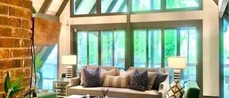 Smart TV, fireplace, offices