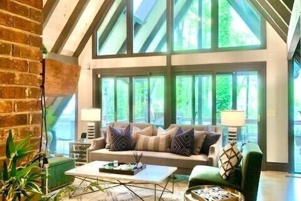 Smart TV, fireplace, offices