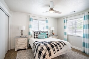 2 Schlafzimmer, Bügeleisen/Bügelbrett, Reisekinderbett, kostenloses WLAN