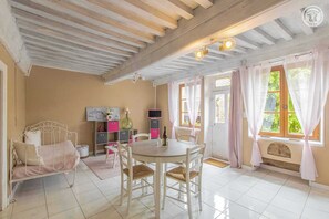 Dining - La Petite Ferme - Cussy EN Morvan (CUSSY EN MORVAN)